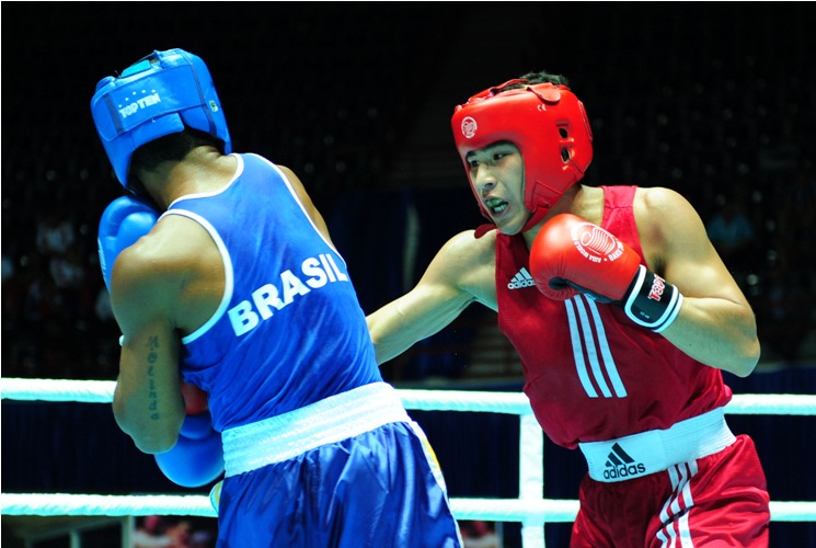 Данабек выбывает из чемпионата (фоторепортаж)