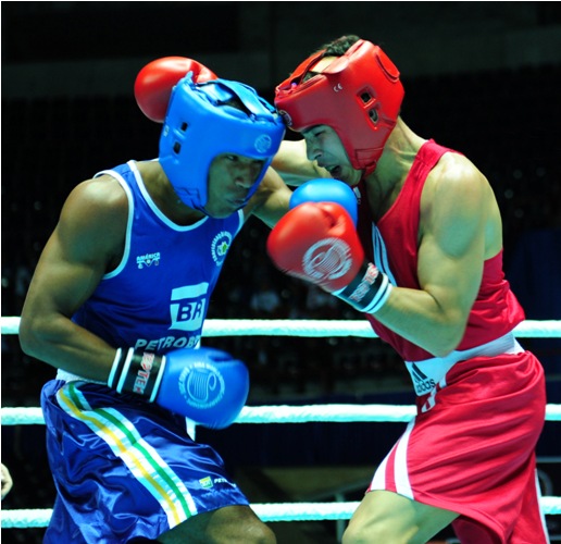 Данабек выбывает из чемпионата (фоторепортаж)