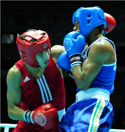 Данабек выбывает из чемпионата (фоторепортаж)