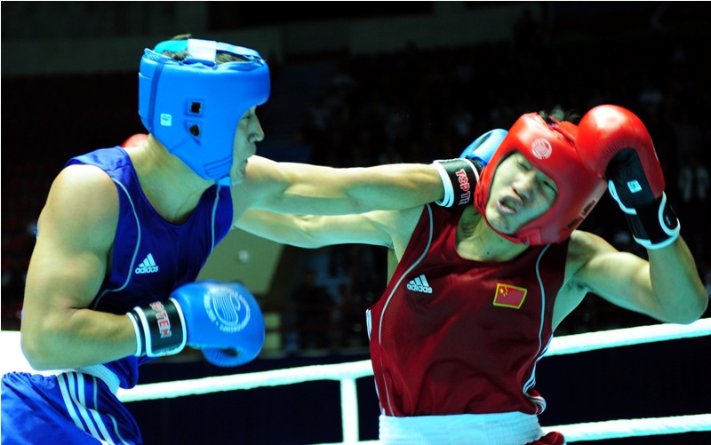 Адильбек выходит в полуфинал! (фоторепортаж)