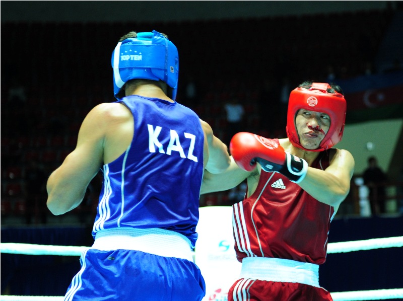 Адильбек выходит в полуфинал! (фоторепортаж)