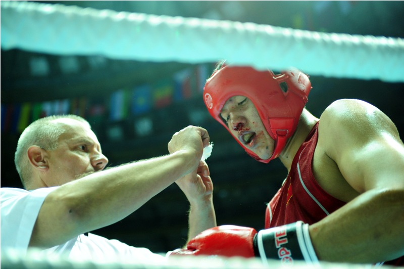 Адильбек выходит в полуфинал! (фоторепортаж)