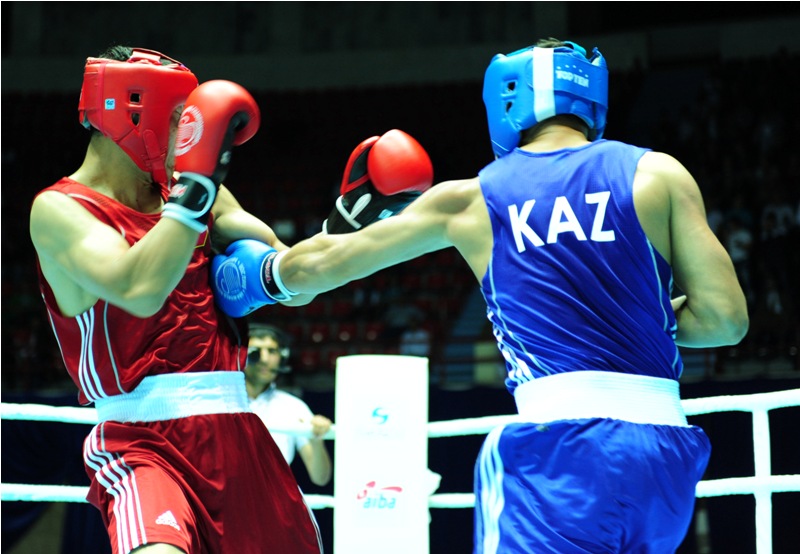 Адильбек выходит в полуфинал! (фоторепортаж)