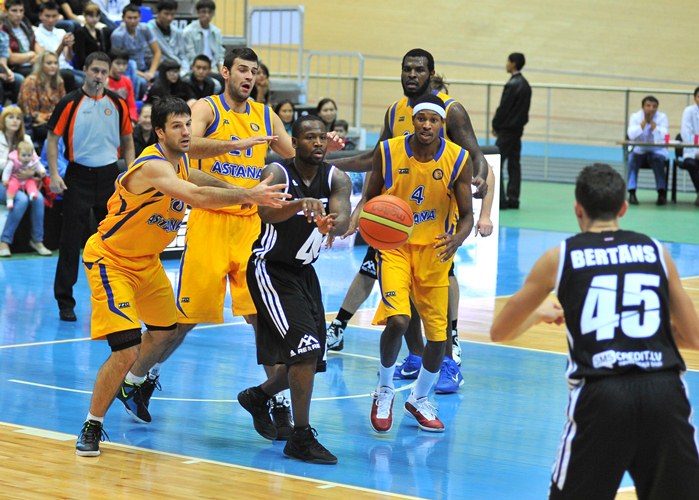 «Астана» — ВЭФ 73:83 (фоторепортаж)