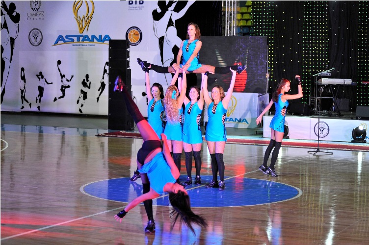 Шоу-программа БК «Астана» и «Crazy Dunkers» (фото)