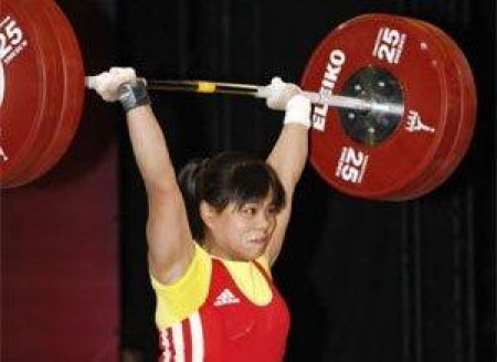 Чиншанло завоевала первое золото