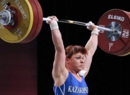 <strong>Светлана Подобедова завоевала серебро чемпионата Мира по тяжелой атлетике в Париже!</strong>