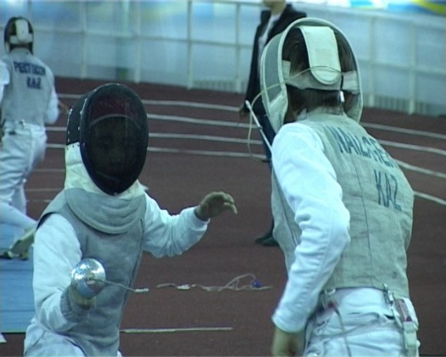 В Шымкенте начался международный турнир по фехтованию