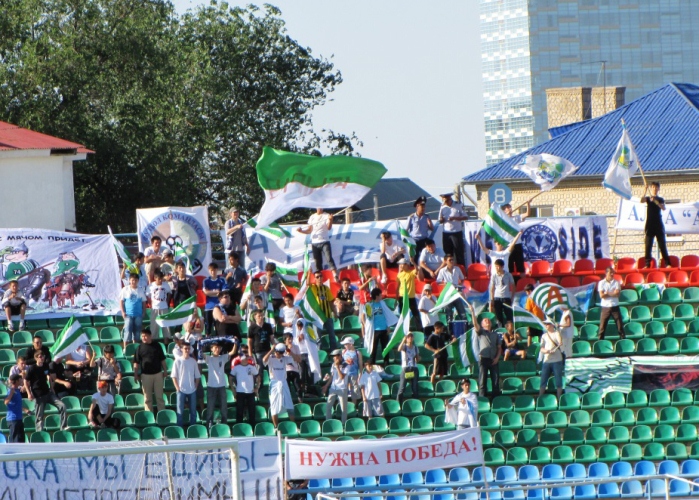 «West Side»: «Команда и болельщики должны быть едины, тогда не за горами и победы»