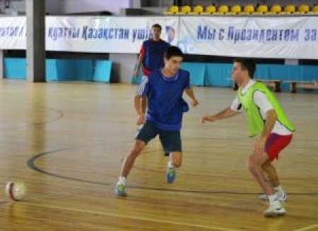 Сборная готовилась в Караганде и отправилась на Украину