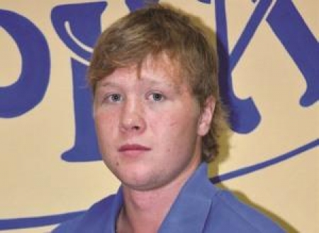 Андрей Бадрутдинов в МХЛ забивает практически в каждой игре