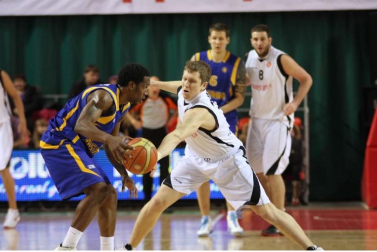 Фоторепортаж с матча «Красные Крылья» — «Астана» 99:72