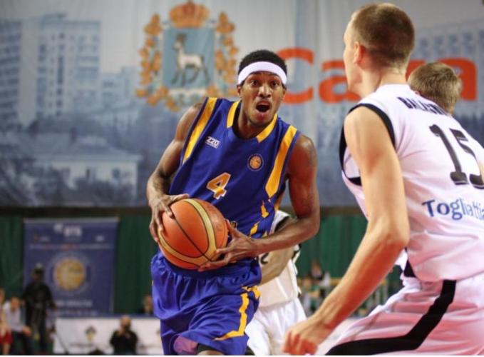 Фоторепортаж с матча «Красные Крылья» — «Астана» 99:72