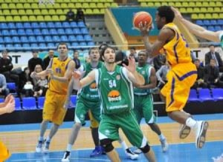 Роул Маршалл как обычно набрал больше всех в казахстанской команде