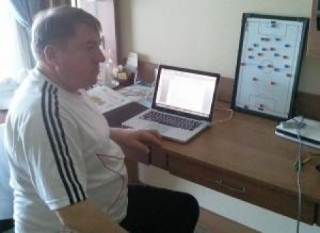 Вячеслав Грозный ответил на вопросы болельщиков