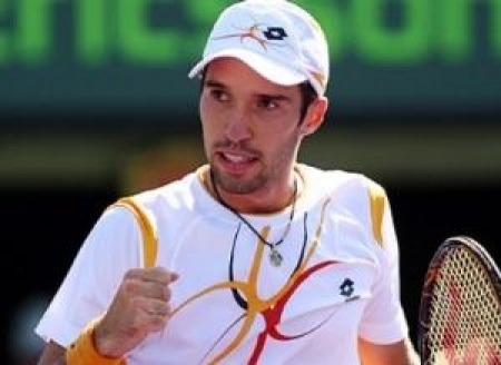 Кукушкин легко проходит испанца