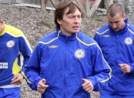 Балтиев любит забивать прибалтам... 