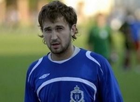 Зенькович в первом туре отметился дву мя забитыми голами