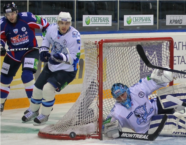 Фоторепортаж с матча плей-офф КХЛ «Металлург» Магнитогорск — «Барыс» 1:4