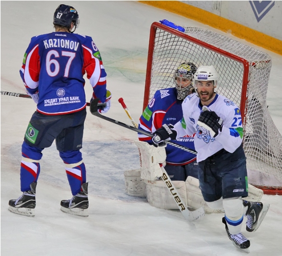 Фоторепортаж с матча плей-офф КХЛ «Металлург» Мг — «Барыс» 4:3 О.Т