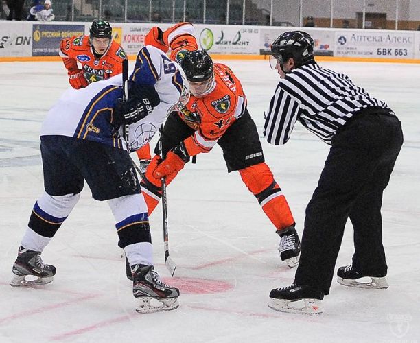 Фоторепортаж с матча плей-офф ВХЛ «Ермак» — «Казцинк-Торпедо» 3:2 О.Т