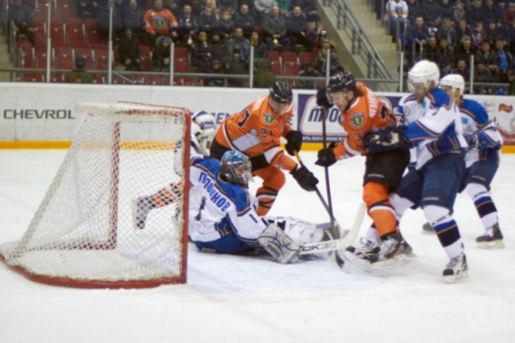 Фоторепортаж с матча плей-офф ВХЛ «Ермак» — «Казцинк-Торпедо» 5:3