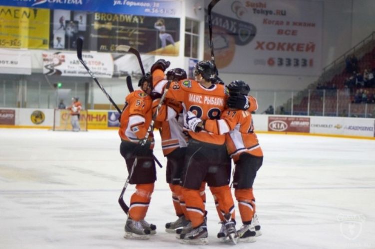 Фоторепортаж с матча плей-офф ВХЛ «Ермак» — «Казцинк-Торпедо» 5:3