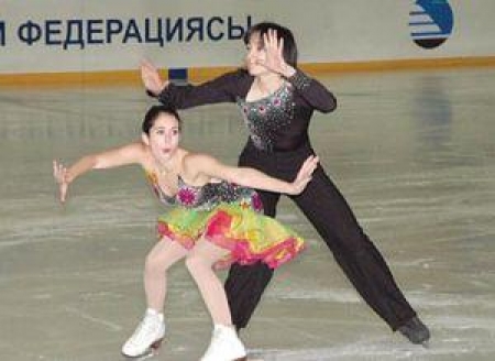 Кортни Мансур — Дарын Жунусов