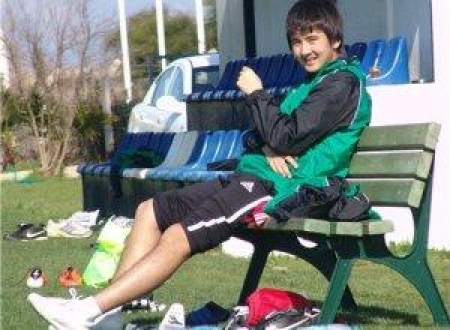 Байтана пока не играет...