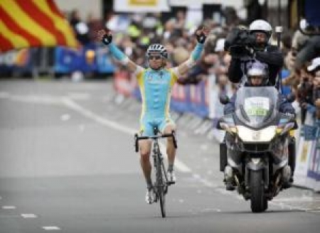 Казахстанец выиграл старейшую гонку