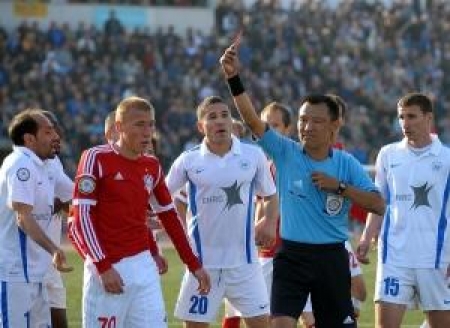 Очередной тур Премьер-Лиги принес неожиданные результаты