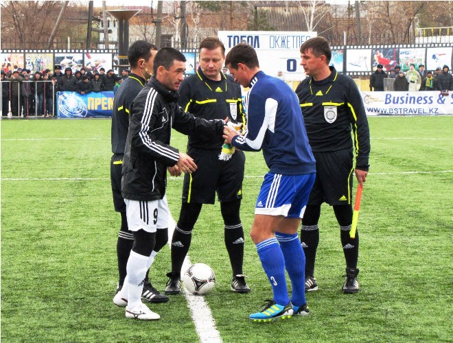 Фоторепортаж с матча четвертого тура Премьер-Лиги «Тобол» — «Окжетпес» 3:1
