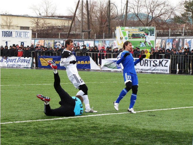 Фоторепортаж с матча четвертого тура Премьер-Лиги «Тобол» — «Окжетпес» 3:1