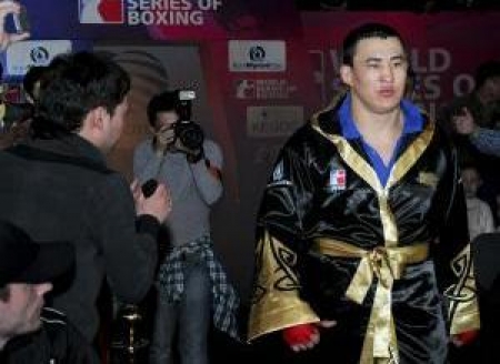 Руслан готовится к выходу