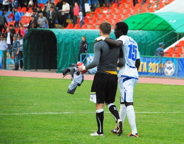 Фоторепортаж с матча 9-го тура Премьер-Лиги «Тараз» — «Кайрат» 2:1