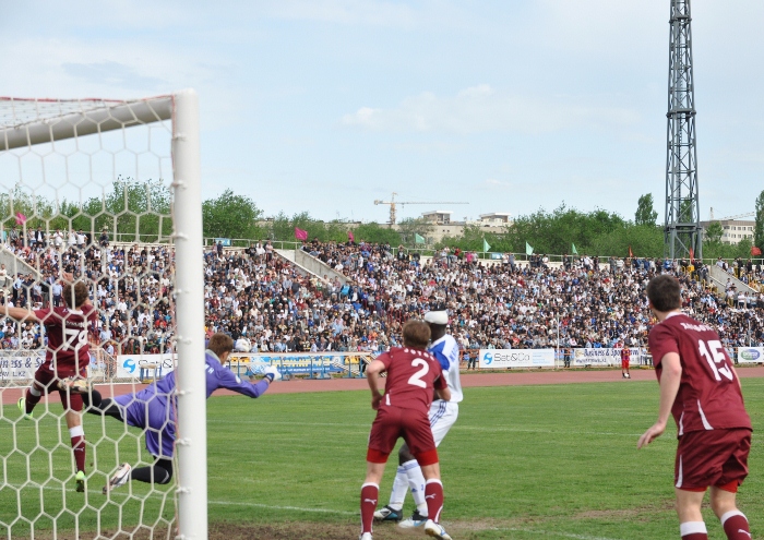 Фоторепортаж с матча 9-го тура Премьер-Лиги «Ордабасы» — «Акжайык» 2:0