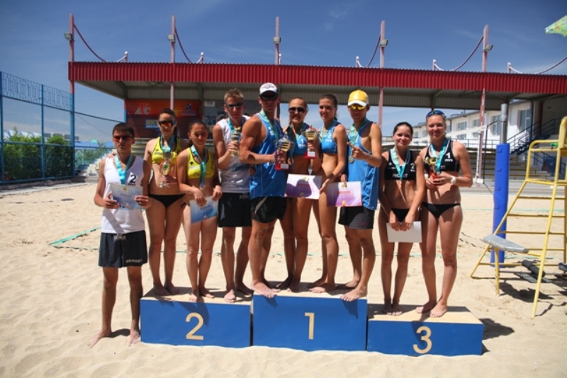 Завершился 1 тур XVI Чемпионата Республики Казахстан по пляжному волейболу