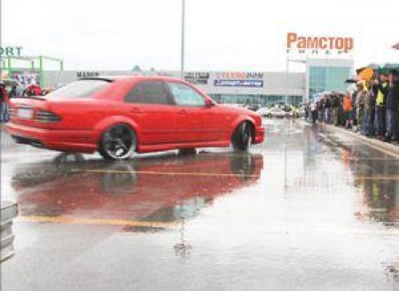 Дрифт по свинцовым небом