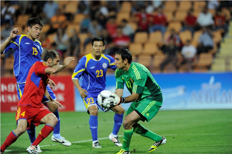 Фоторепортаж с товарищеского матча Армения — Казахстан 3:0