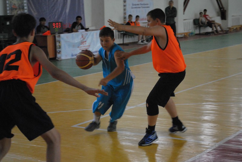 ДЮБЛ уходит на каникулы