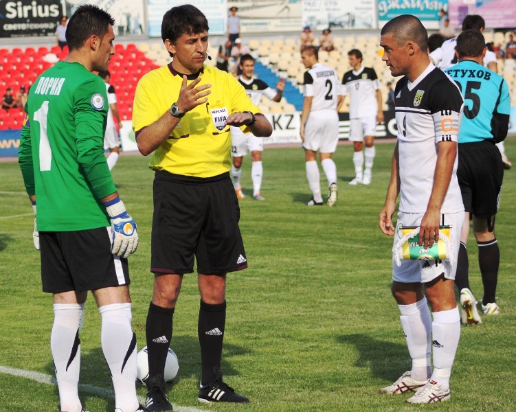 Фоторепортаж с матча 14-го тура Премьер-Лиги «Тобол» — «Иртыш» 2:2