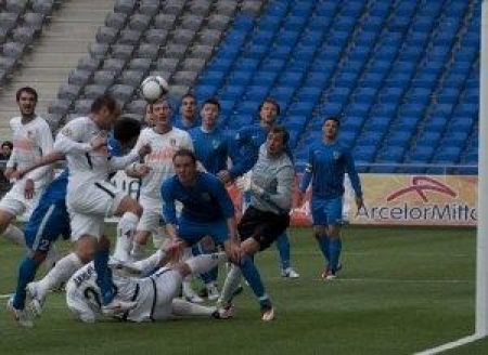 В первом круге карагандинцы забили в ворота талдыкурганцев пять мячей