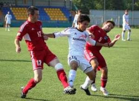 В Первой лиге борьба в разгаре