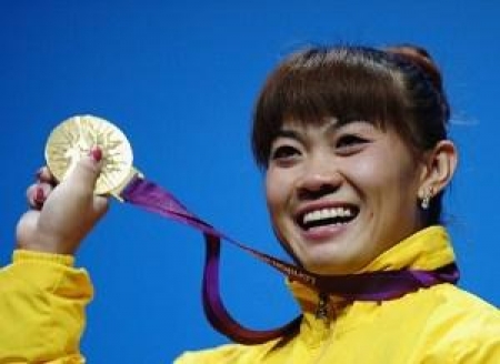 <strong>Майя Манеза завоевала третье золото для Казахстана и установила Олимпийский рекорд!</strong>