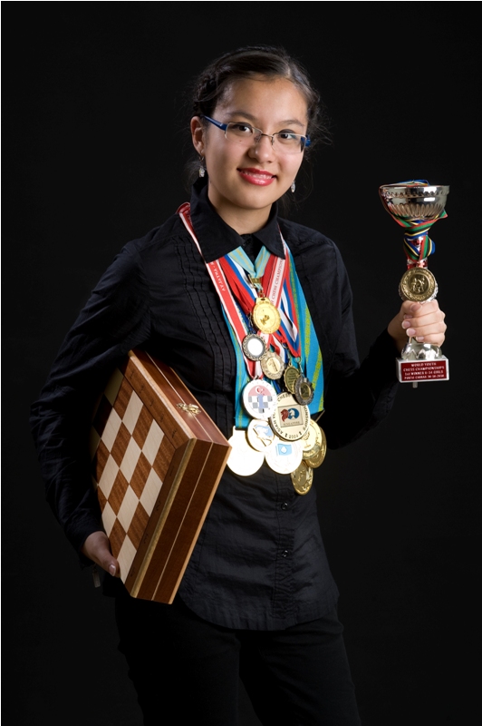 Динара вновь на равных с мужчинами