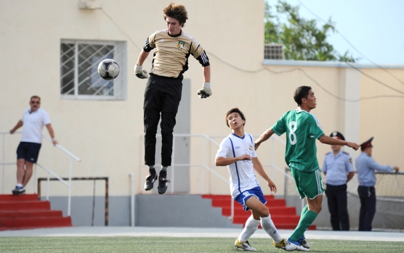 Фоторепортаж с матча 15-го тура Первой лиги «Каспий» — «Лашын» 2:0