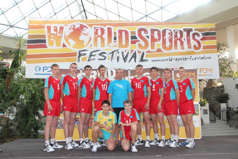 Зато юноши лучшие