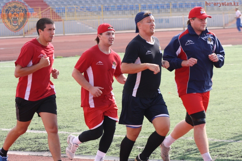 Фоторепортаж с тренировок ХК «Арыстан»