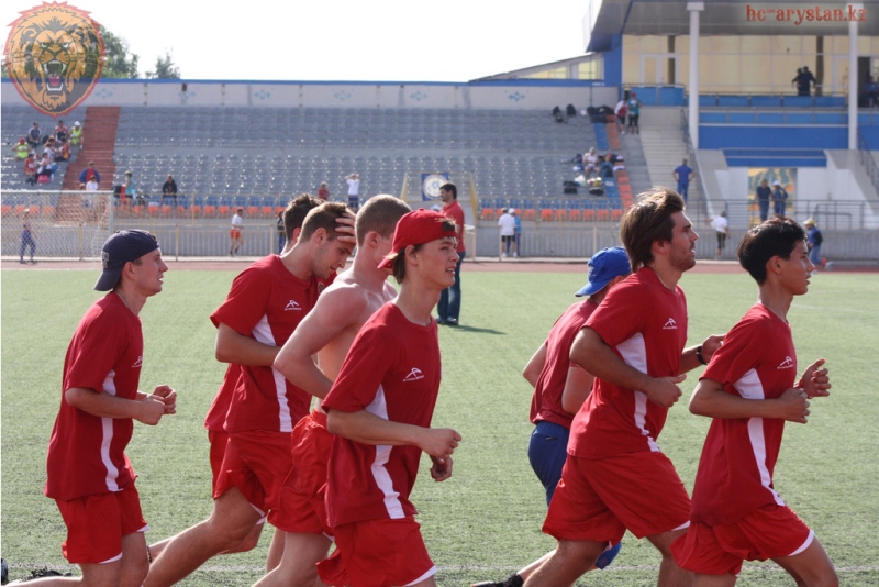 Фоторепортаж с тренировок ХК «Арыстан»