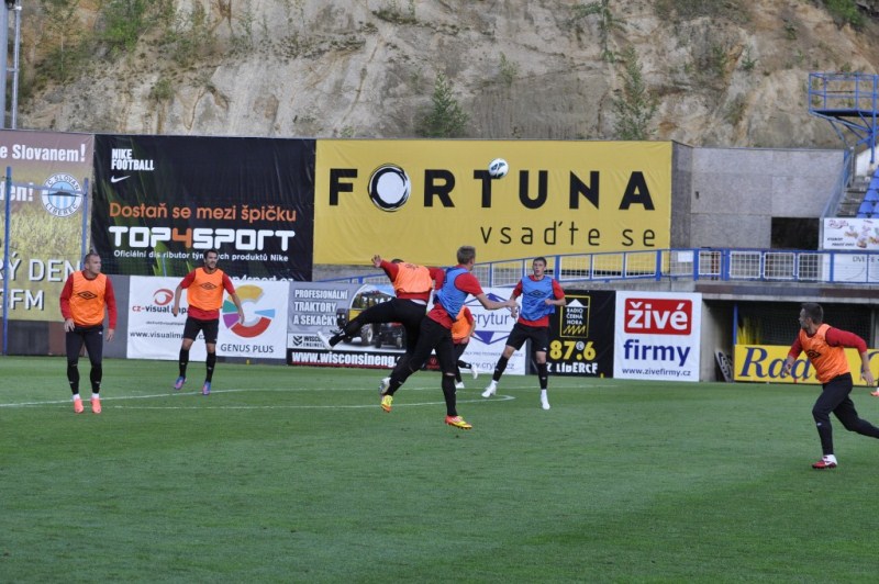 Фоторепортаж с тренировки перед матчем Лиги Чемпионов «Слован» — «Шахтер»